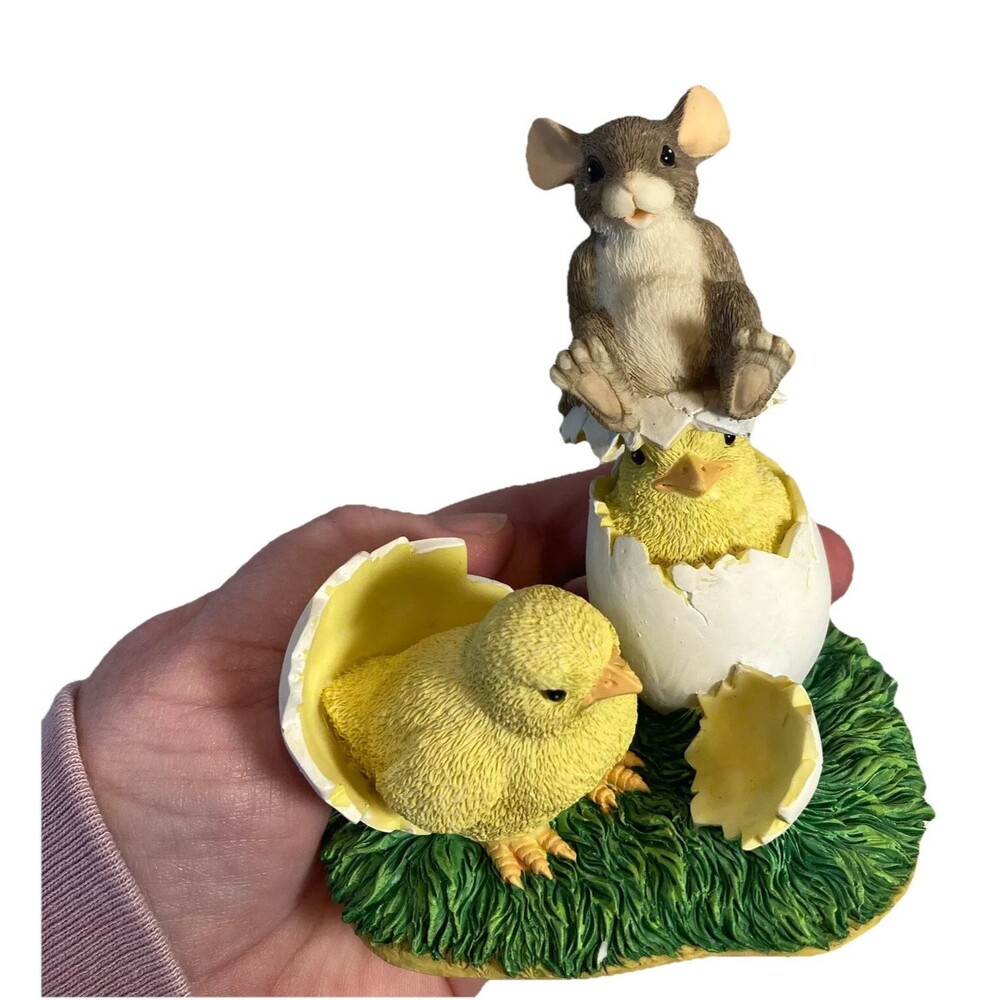 Fitz & Floyd CHARMING TAILS "WHAT'S HATCHING" 88/600 Mouse & Chicks 1996 Easter